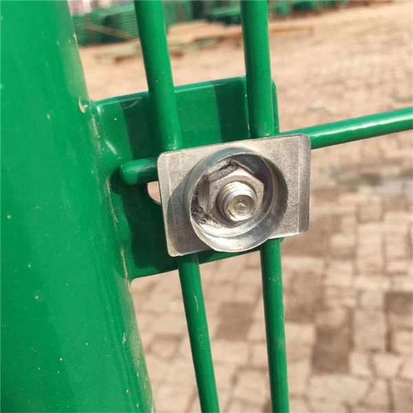 菜園圍欄網(wǎng) 果樹防護(hù)隔離網(wǎng) 防盜鐵絲護(hù)欄網(wǎng)