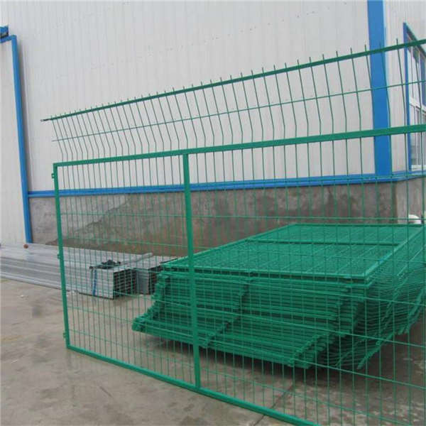 1.2米圍墻護欄網(wǎng)廠家 護欄網(wǎng)價格 鐵絲防護網(wǎng)