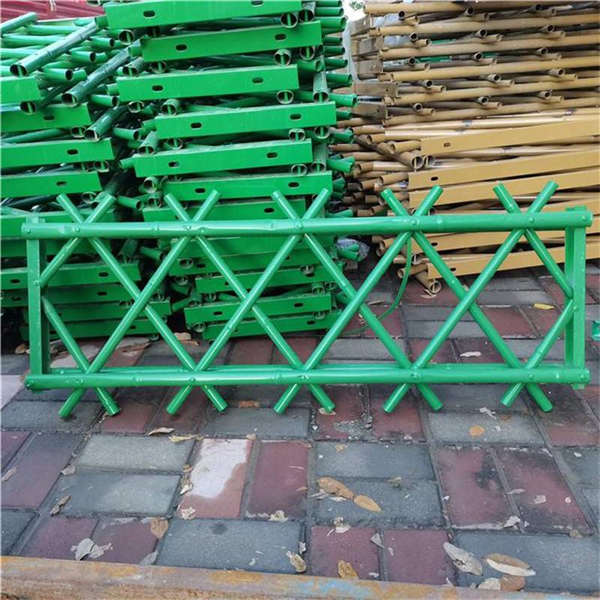 泓宸輝綠色小花園圍欄 金屬綠籬護欄網 圓管綠化仿竹網50公分