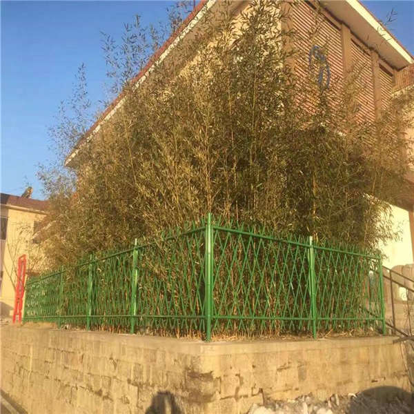 泓宸輝綠色小花園圍欄 金屬綠籬護欄網(wǎng) 圓管綠化仿竹網(wǎng)50公分