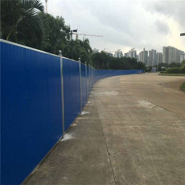 建成區(qū)金屬工程圍擋 入?？陧椖颗R時圍墻 工程施工護欄網(wǎng)